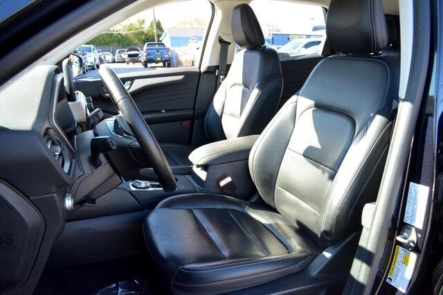 Ford Escape SEL Hybrid FWD 2021