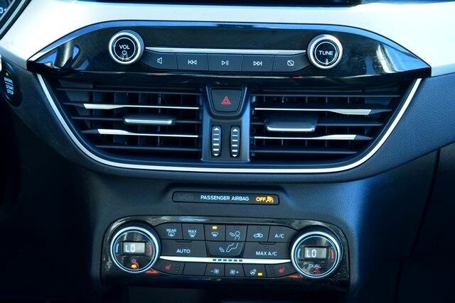 Ford Escape SEL Hybrid FWD 2021