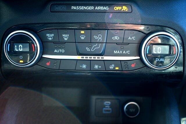 Ford Escape SEL Hybrid FWD 2021