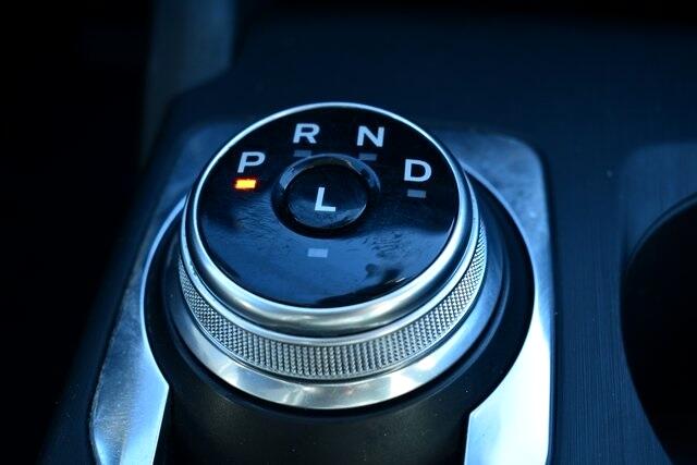 Ford Escape SEL Hybrid FWD 2021