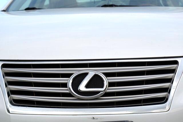 Lexus ES 350 4dr Sdn 2011