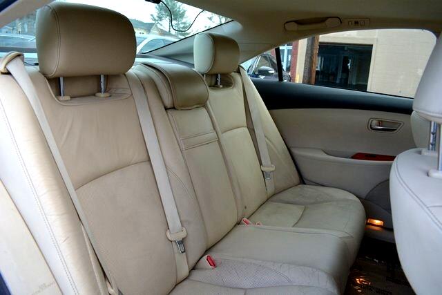 Lexus ES 350 4dr Sdn 2011