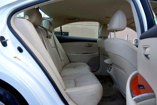 Lexus ES 350 4dr Sdn 2011