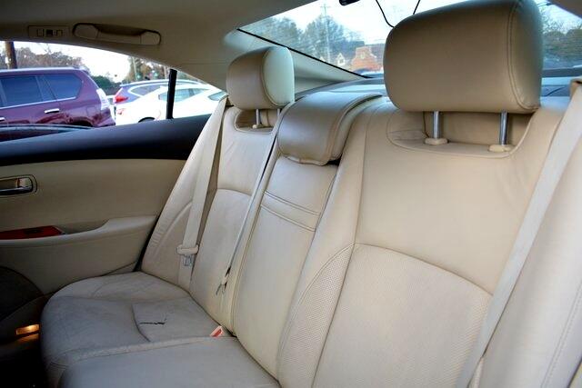 Lexus ES 350 4dr Sdn 2011