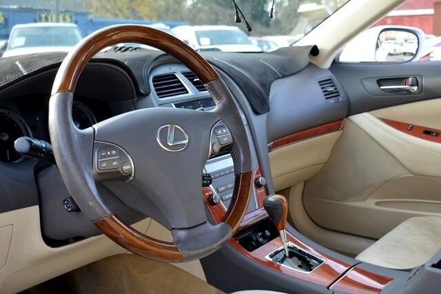 Lexus ES 350 4dr Sdn 2011