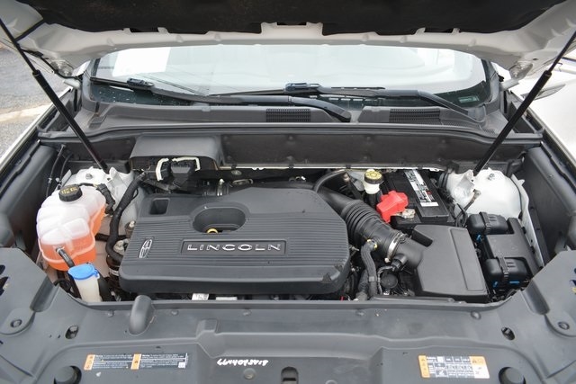 Lincoln Nautilus Standard FWD 2019