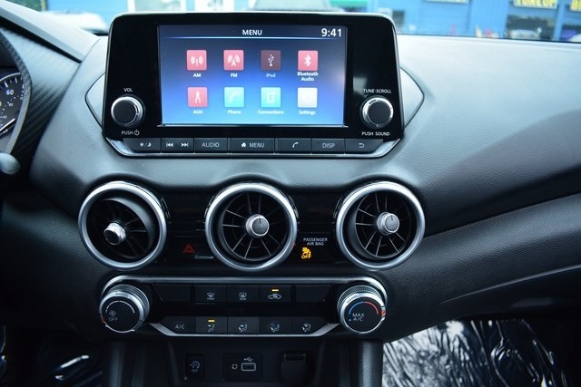 Nissan Sentra S CVT 2025