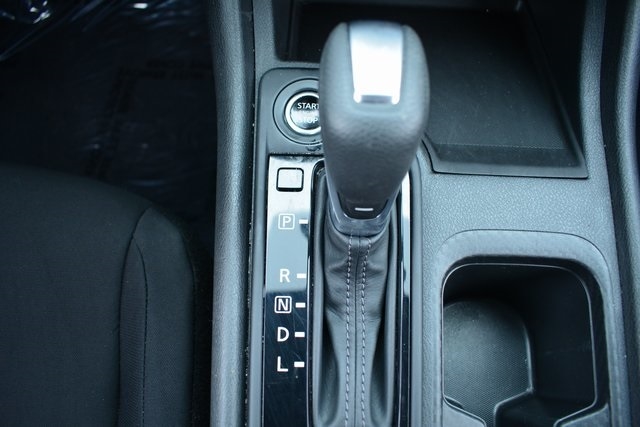 Nissan Sentra S CVT 2025