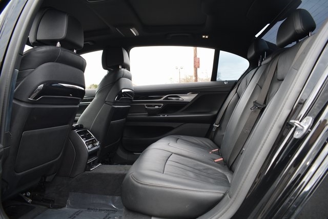 BMW 7 Series 740i Sedan 2019