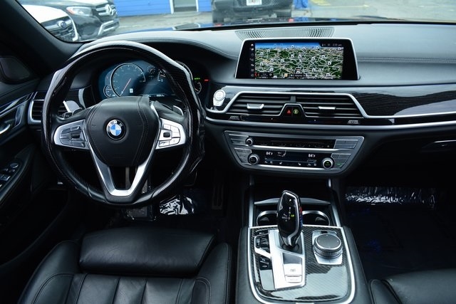BMW 7 Series 740i Sedan 2019