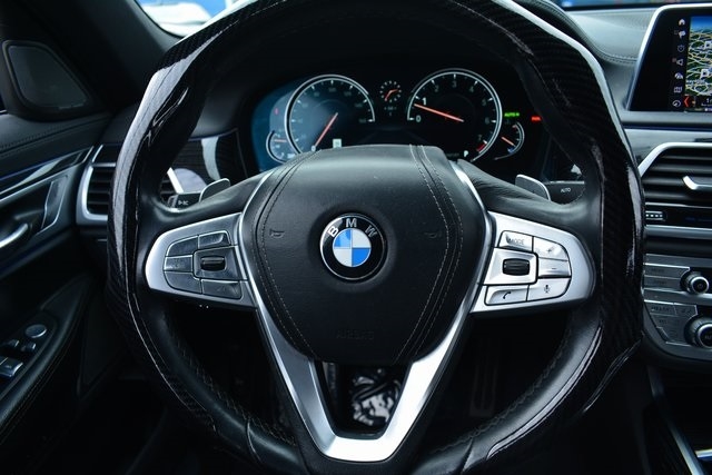 BMW 7 Series 740i Sedan 2019