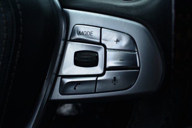 BMW 7 Series 740i Sedan 2019