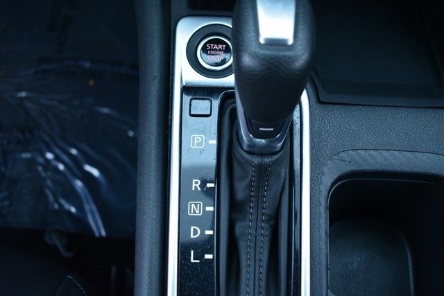 Nissan Sentra SV CVT 2025