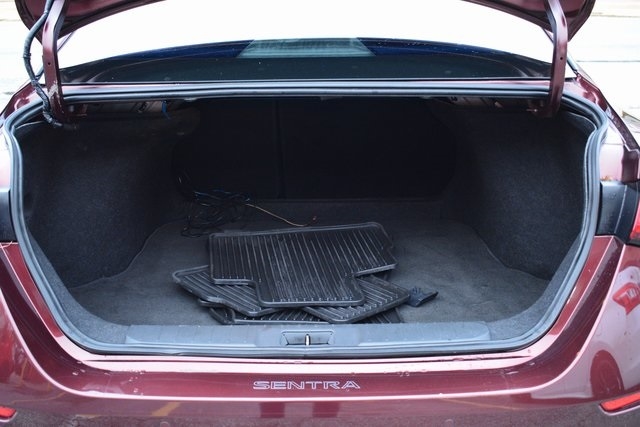 Nissan Sentra SV CVT 2025