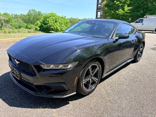 Ford Mustang EcoBoost Fastback 2024