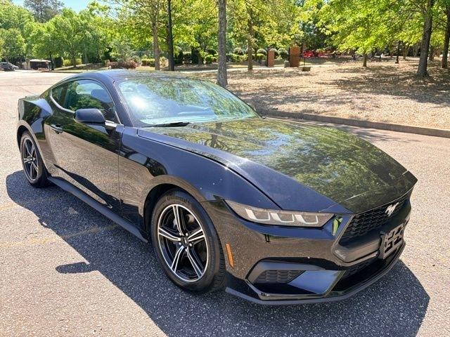 Ford Mustang EcoBoost Fastback 2024