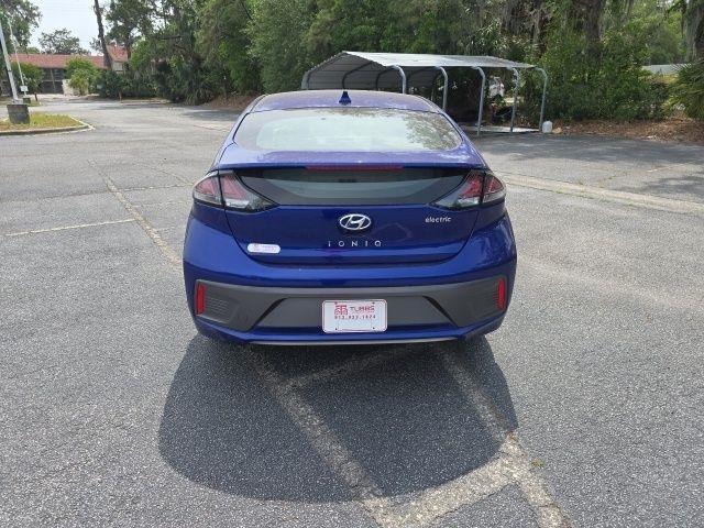 Hyundai Ioniq Electric Limited Hatchback 2021