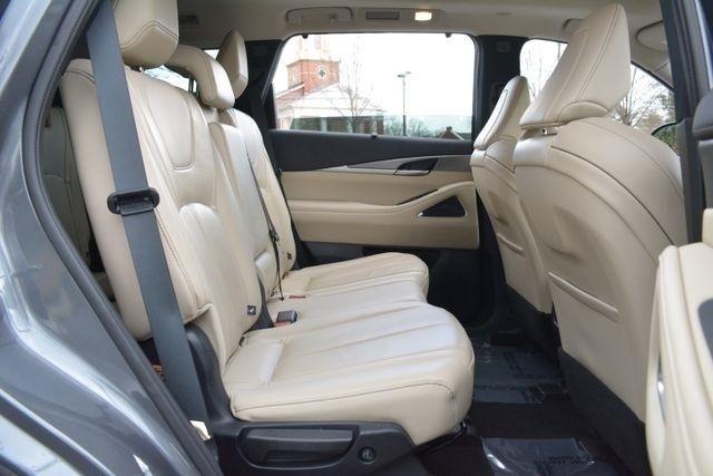 Infiniti QX60 LUXE FWD 2025