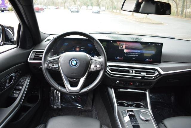 BMW 3 Series 330e xDrive Plug-In Hybrid 2024