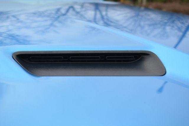 Dodge Challenger SXT RWD 2023