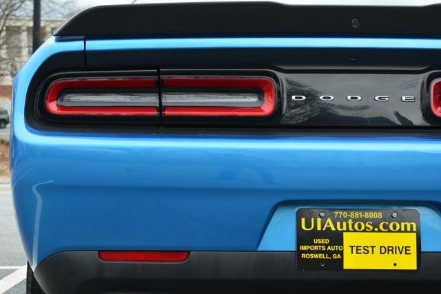 Dodge Challenger SXT RWD 2023