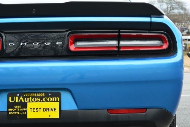 Dodge Challenger SXT RWD 2023