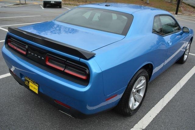 Dodge Challenger SXT RWD 2023