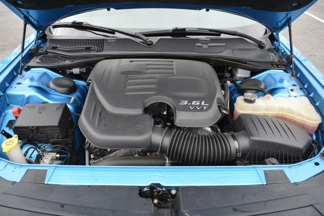 Dodge Challenger SXT RWD 2023