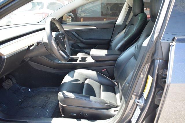 Tesla Model 3 Standard Range Plus RWD 2021