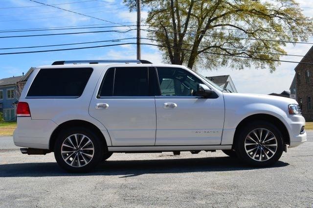 Lincoln Navigator 4x4 Select 2017
