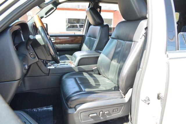 Lincoln Navigator 4x4 Select 2017