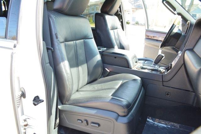 Lincoln Navigator 4x4 Select 2017