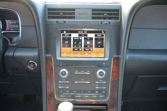 Lincoln Navigator 4x4 Select 2017