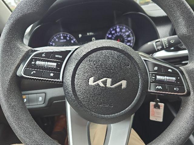 Kia Forte LXS IVT 2024