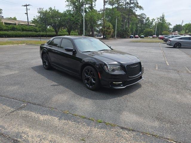 Chrysler 300 Touring L RWD 2023