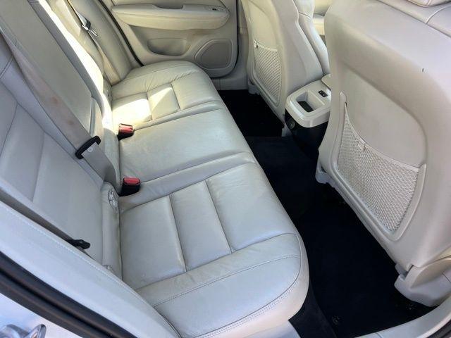 Volvo S60 B5 FWD Plus Dark Theme 2024