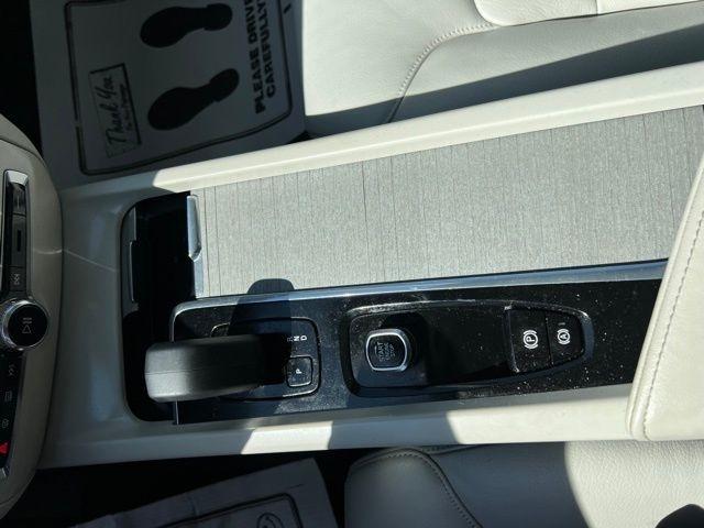 Volvo S60 B5 FWD Plus Dark Theme 2024