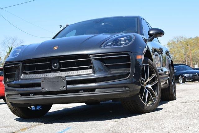 2022 Porsche Macan AWD