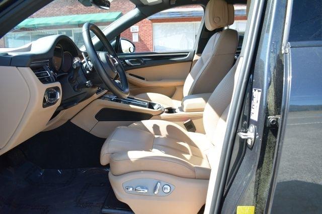 Porsche Macan AWD 2022