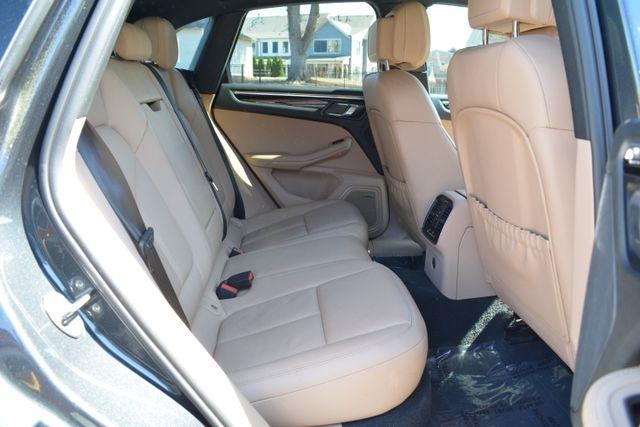 Porsche Macan AWD 2022