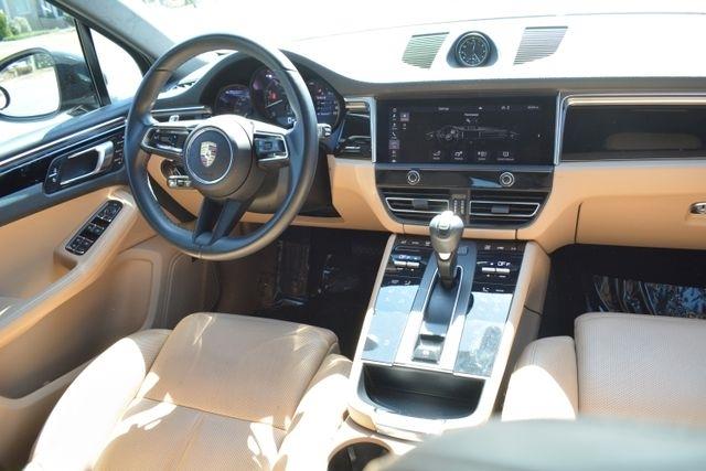 Porsche Macan AWD 2022