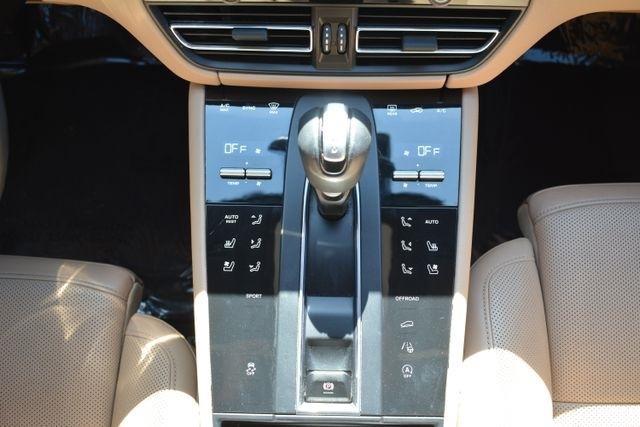 Porsche Macan AWD 2022