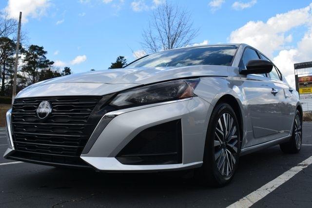 Nissan Altima 2.5 SV Sedan 2024