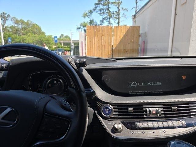 Lexus LS LS 500h RWD 2019