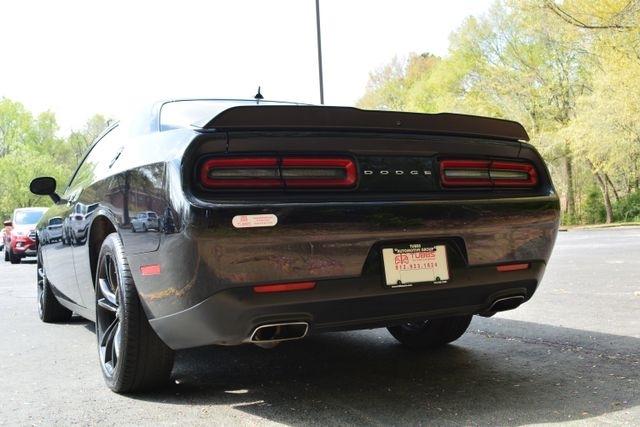 Dodge Challenger SXT Plus Coupe 2017