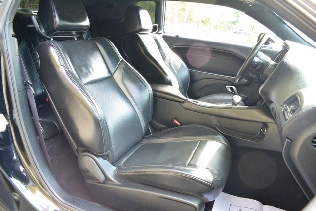 Dodge Challenger SXT Plus Coupe 2017