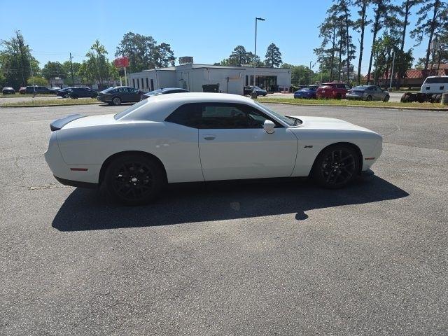 Dodge Challenger R/T RWD 2023