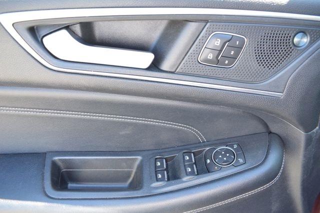 Ford Edge Titanium AWD 2022