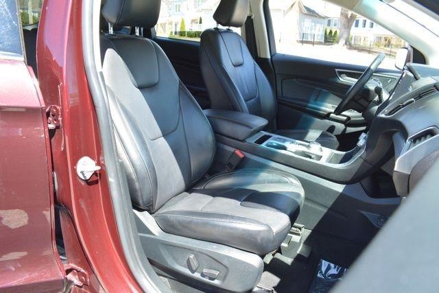 Ford Edge Titanium AWD 2022