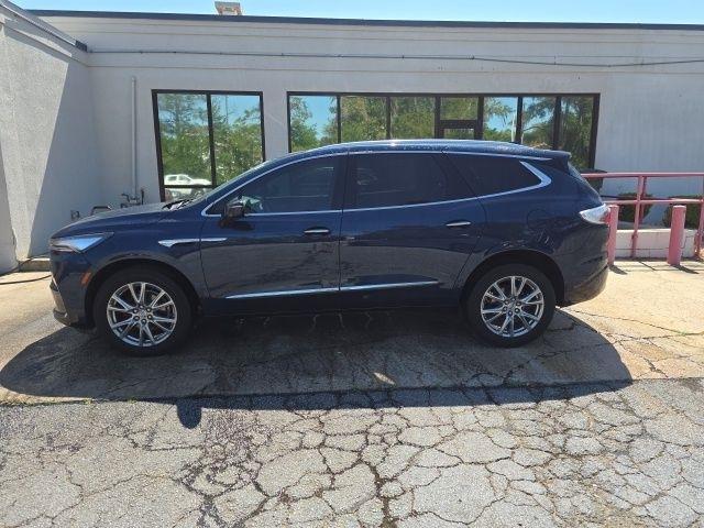 Buick Enclave FWD 4dr Premium 2023